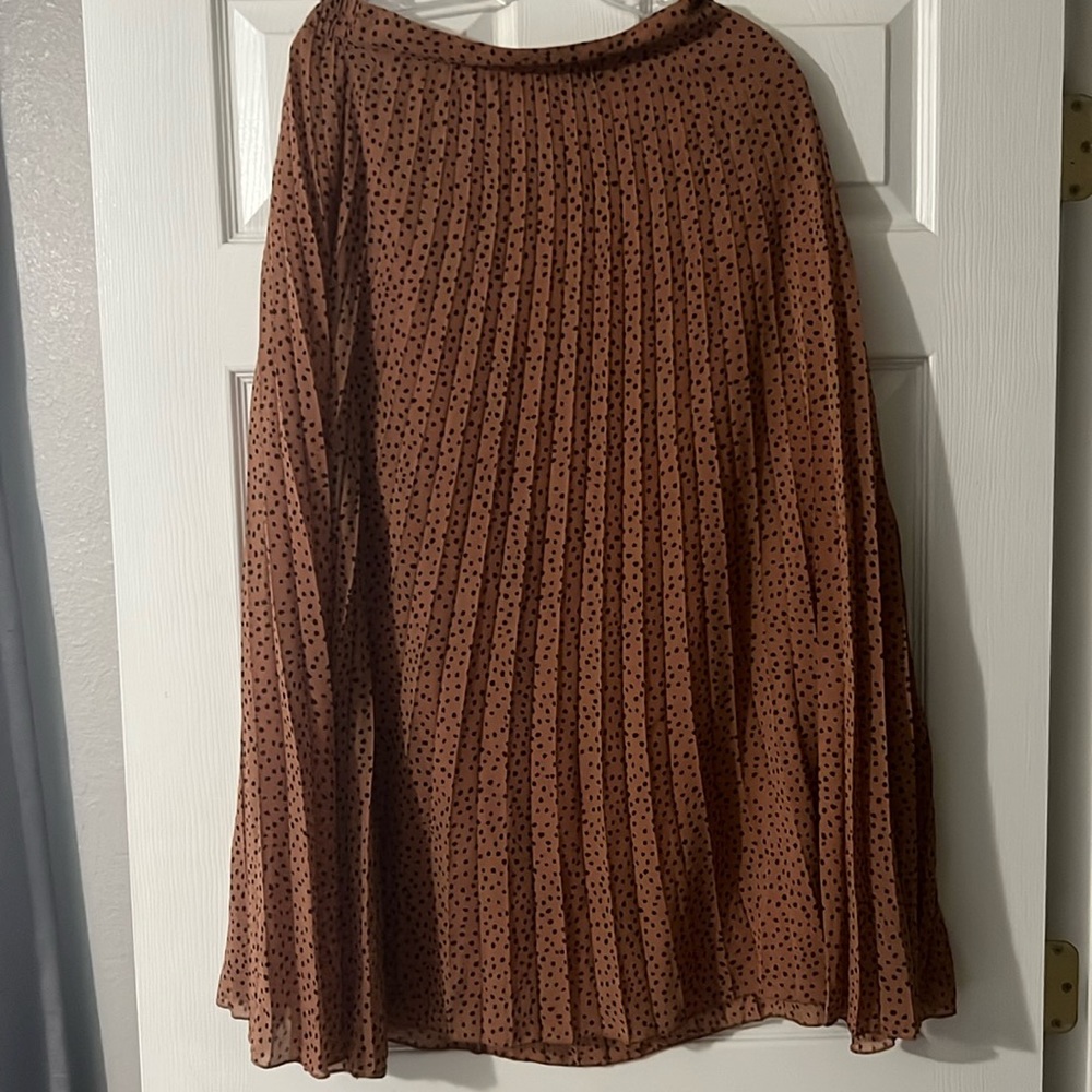 A- Line MIDI  Plisse skirt Size M